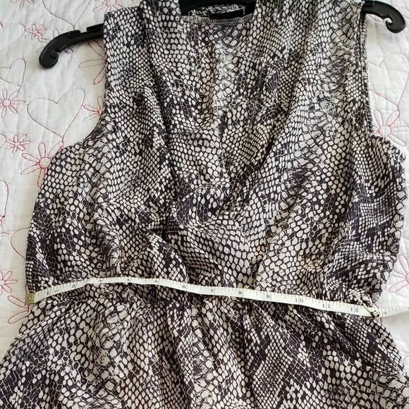 Tokito python print romper (size 8 AUS, size S US) - Picture 6 of 15